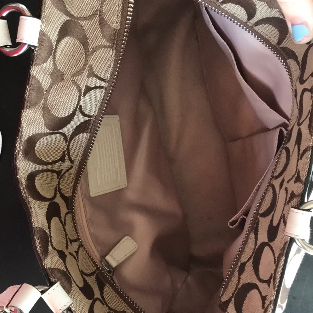 Coach Bag - Picture 4 of 6